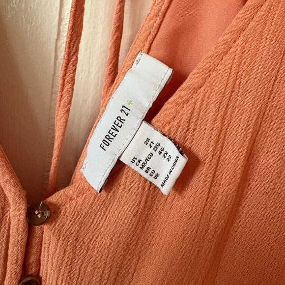 Forever 21 Orange Flutter Sleeve Blouse Tie Back Size 2X - Picture 3 of 4